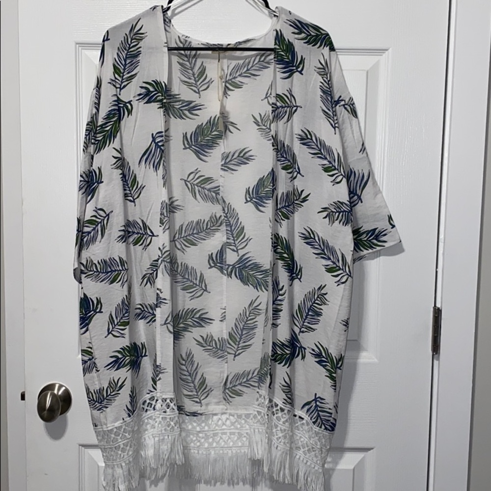 Tropical Printed Kimono with Tassel Trim